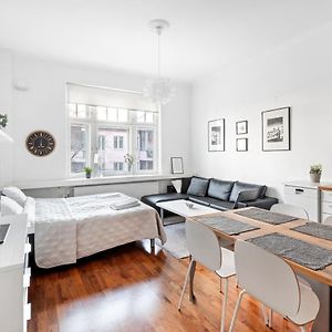 Wehost Heart Of Helsinki Studio With Top Amenities